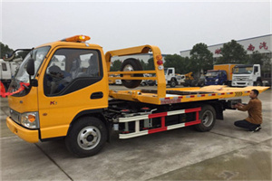 下关哪里有拖车服务